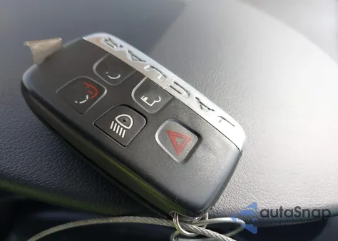 2018 Jaguar Xe 25T Premium from USA, damaged, VIN SAJAD4FX7JCP34771